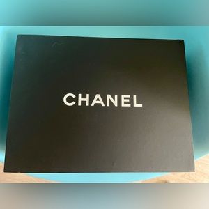 Chanel Box